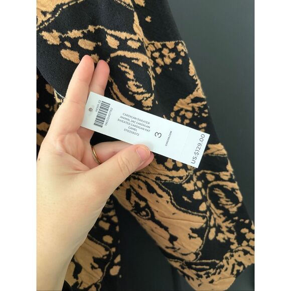 NWT Chico’s Animal Print Jacquard Pattern Camel Cardigan Size 3/XL - Picture 4 of 10